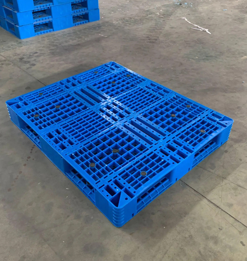 昆明塑料托盤(pán)的外